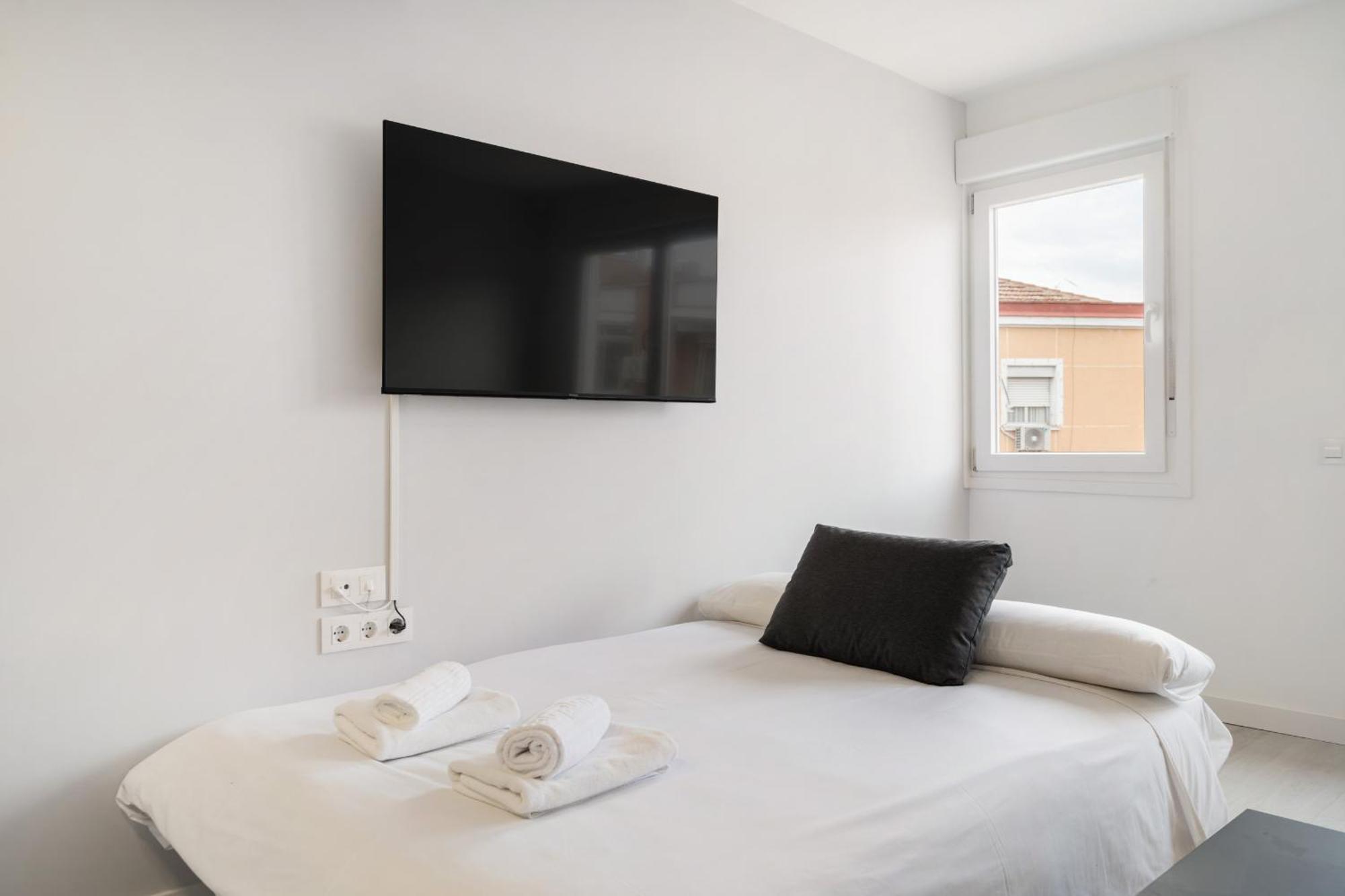Madrid Riverside Studios Con Parking Incluido Alquiler Temporal Экстерьер фото